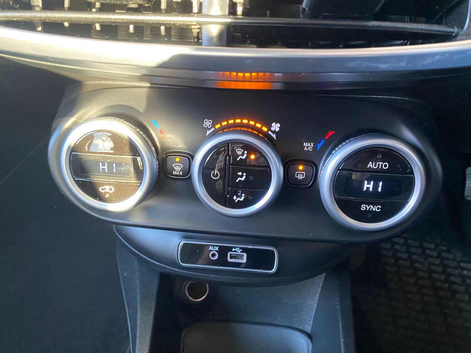 Used Fiat 500X 2016 for sale - 76175486: Photo 33