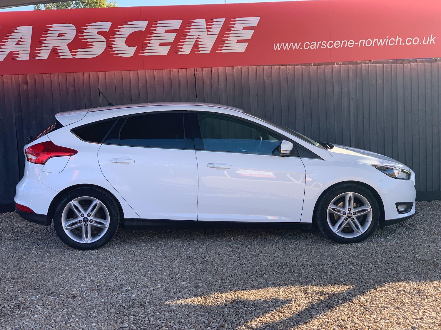 Used Ford Focus 2017 for sale - 77074336: Photo 2