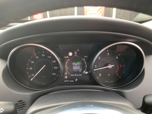 Used Jaguar XE 2017 for sale - 75626755: Photo 24