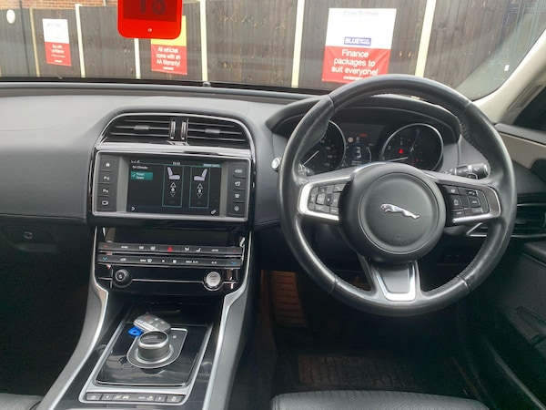 Used Jaguar XE 2017 for sale - 75626755: Photo 35