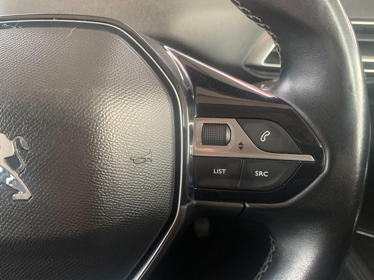 Used Peugeot 5008 2020 for sale - 76562394: Photo 17