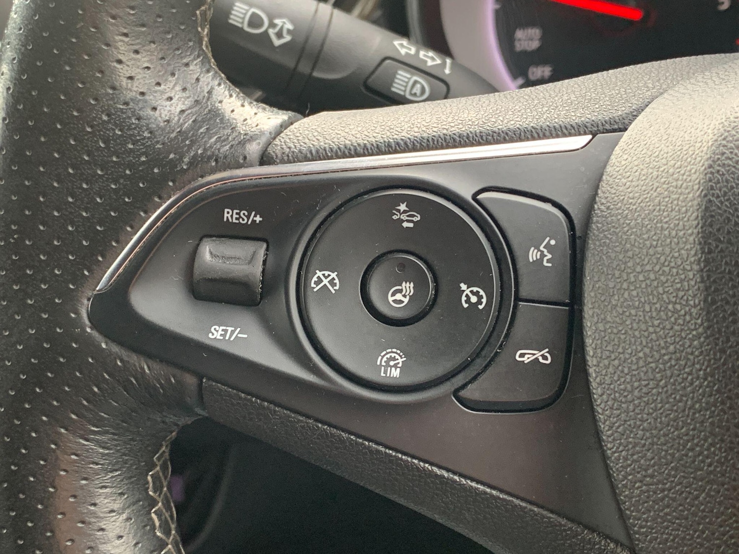 Used Vauxhall Insignia 2019 for sale - 76238901: Photo 29