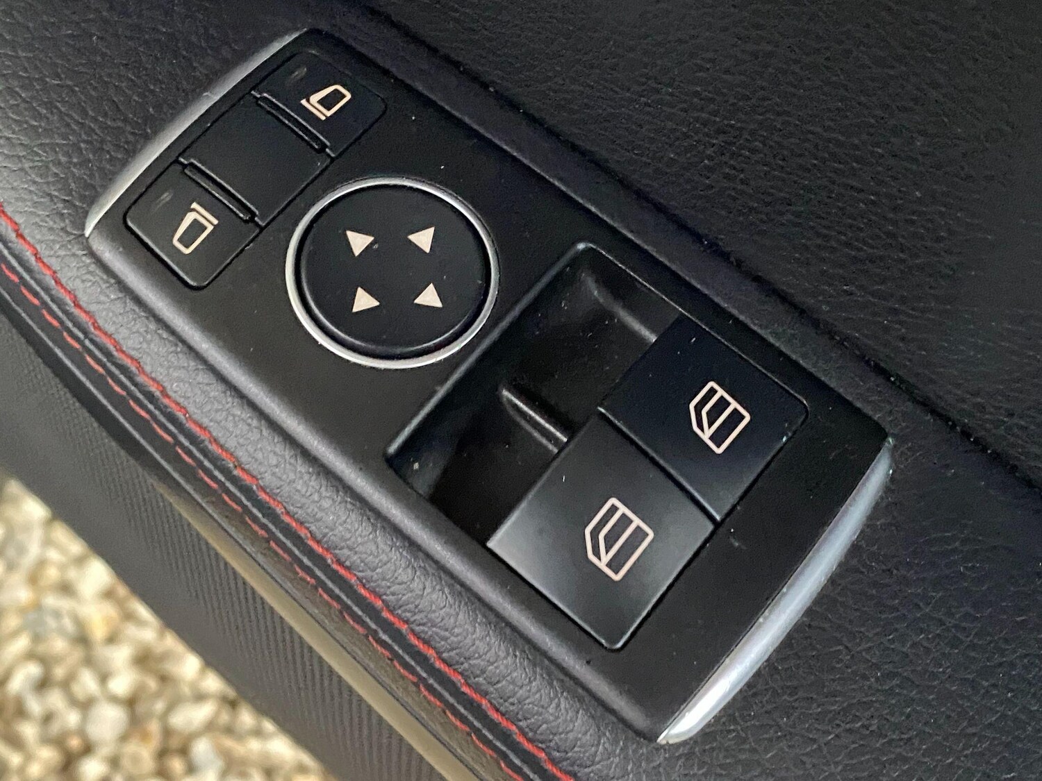 Used Mercedes-Benz SLK 2015 for sale - 77029647: Photo 33