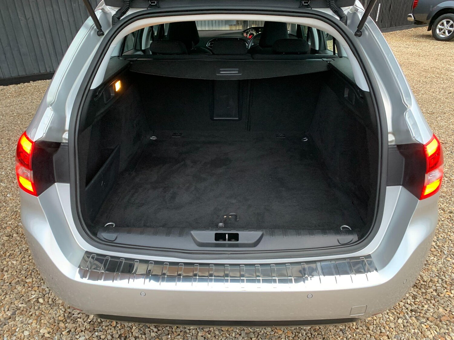 Used Peugeot 308 SW 2016 for sale - 76484883: Photo 33