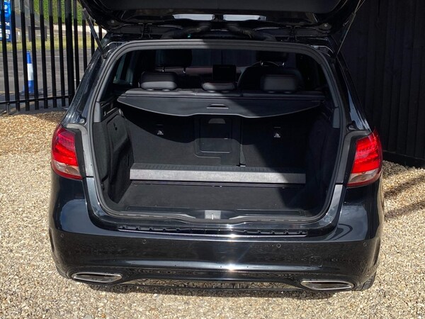 Used Mercedes-Benz B-Class 2017 for sale - 76059458: Photo 11