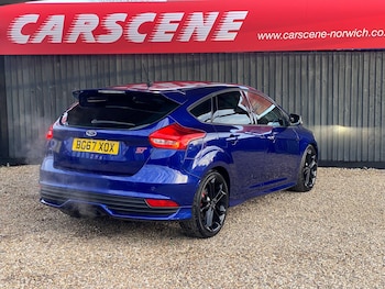 Used Ford Focus 2017 for sale - 76849937: Photo