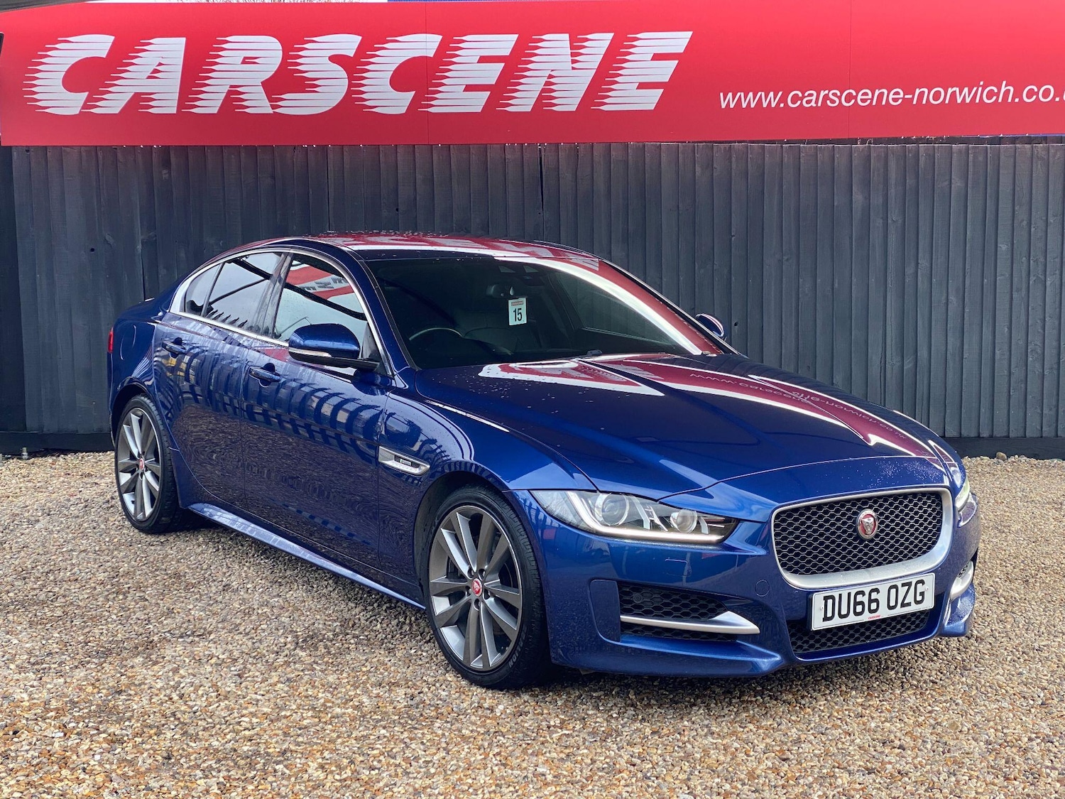 Used Jaguar XE 2016 for sale - 76824108: Photo 1