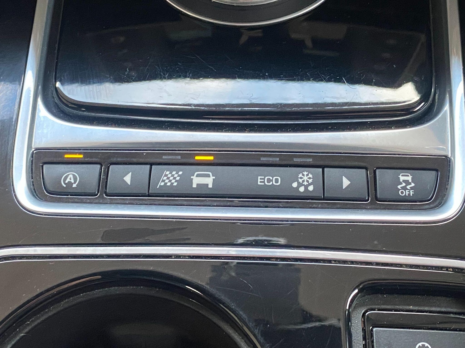 Used Jaguar XE 2016 for sale - 76824108: Photo 37