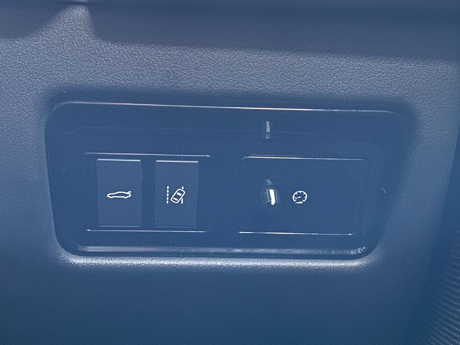 Used Jaguar XE 2016 for sale - 76824108: Photo 42