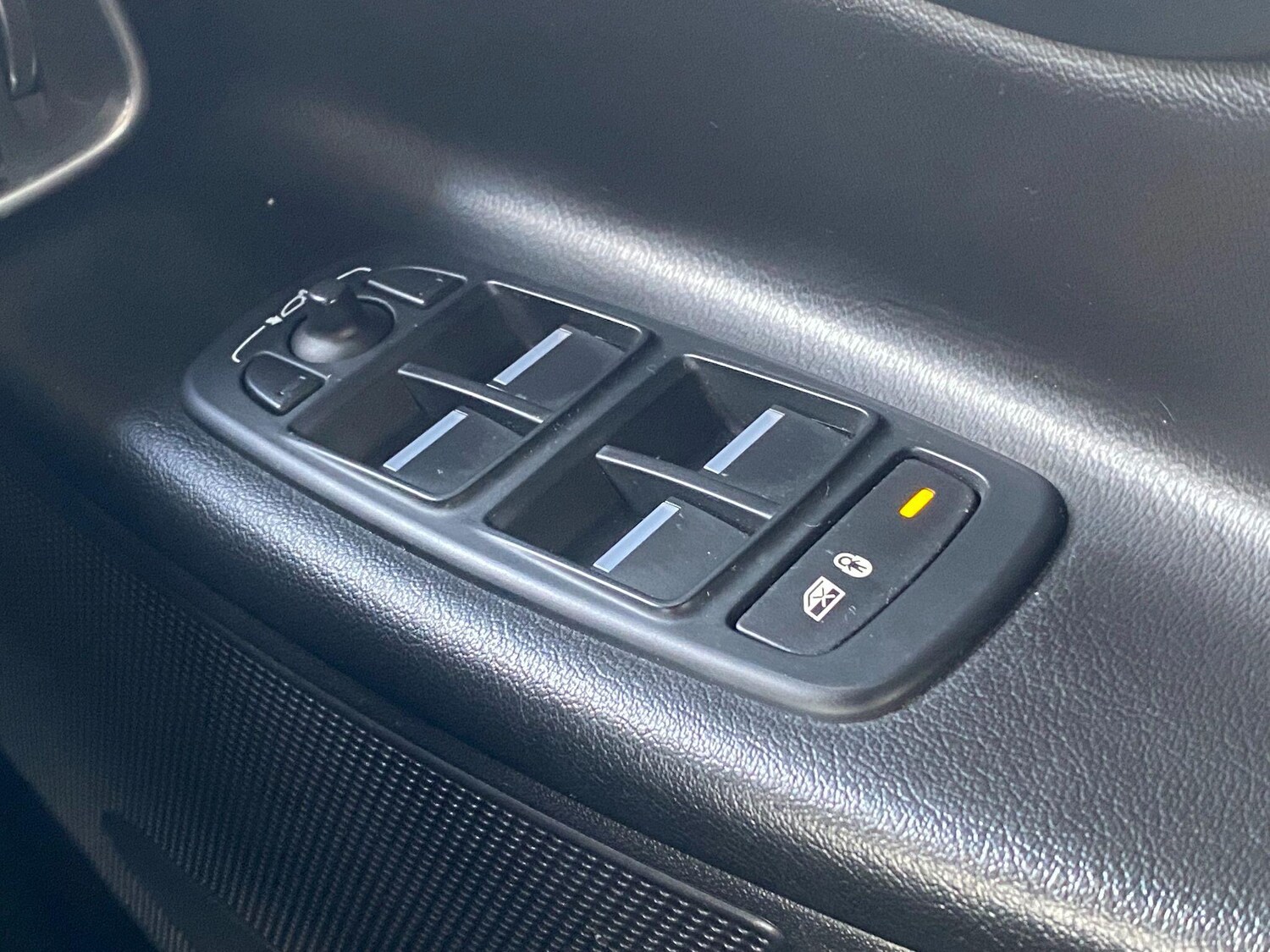 Used Jaguar XE 2016 for sale - 76824108: Photo 43