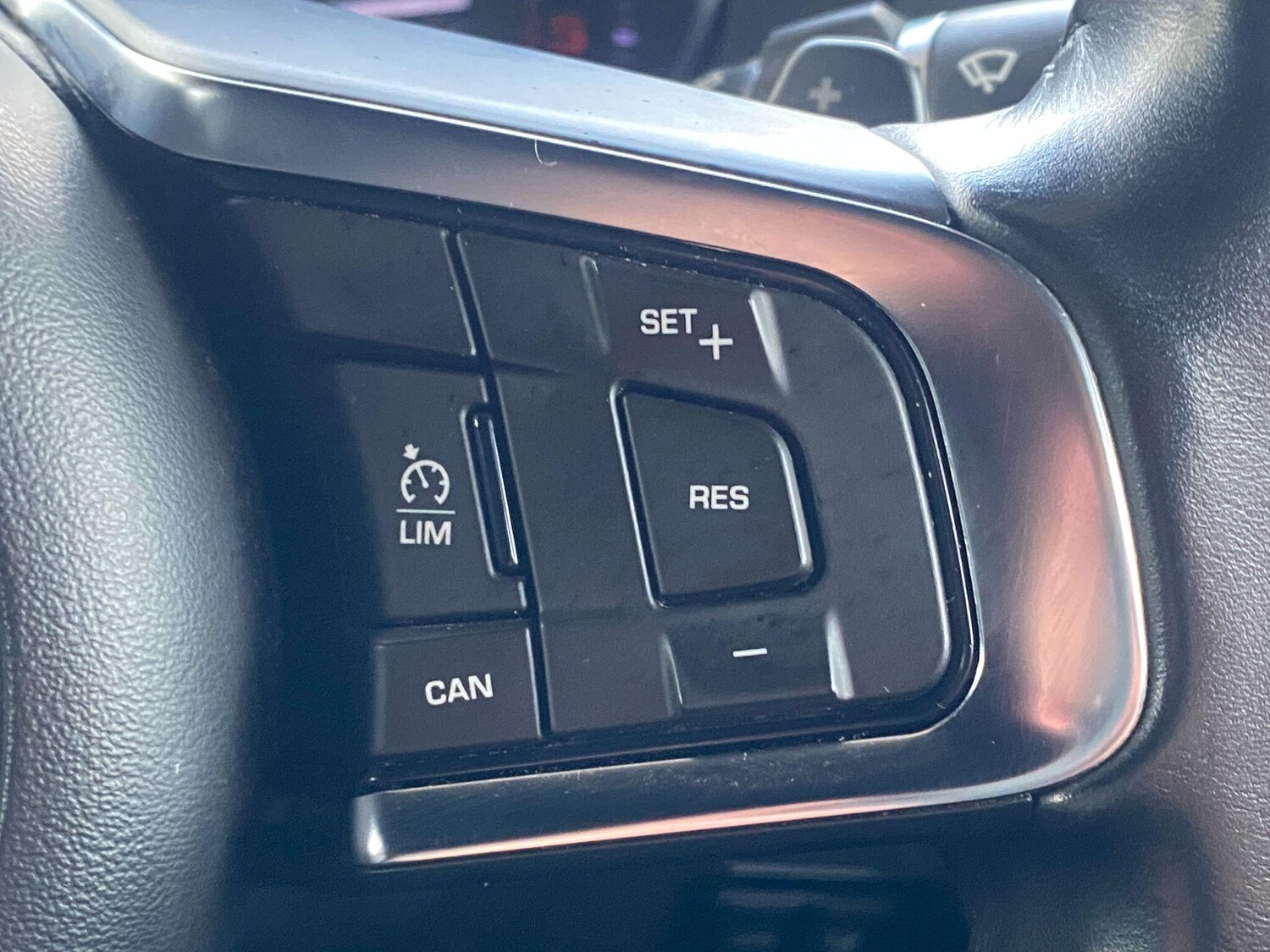 Used Jaguar XE 2016 for sale - 76824108: Photo 44