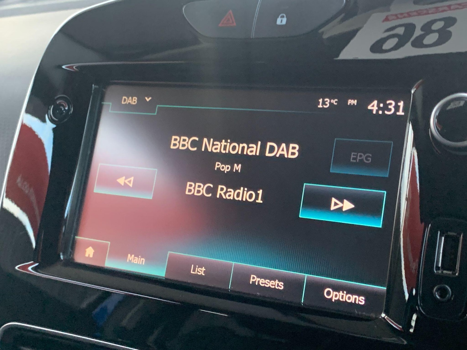 Used Renault Clio 2017 for sale - 75340077: Photo 31