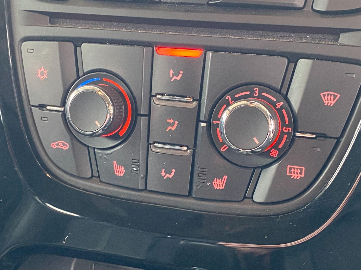 Used Vauxhall Astra GTC 2017 for sale - 77624901: Photo 35