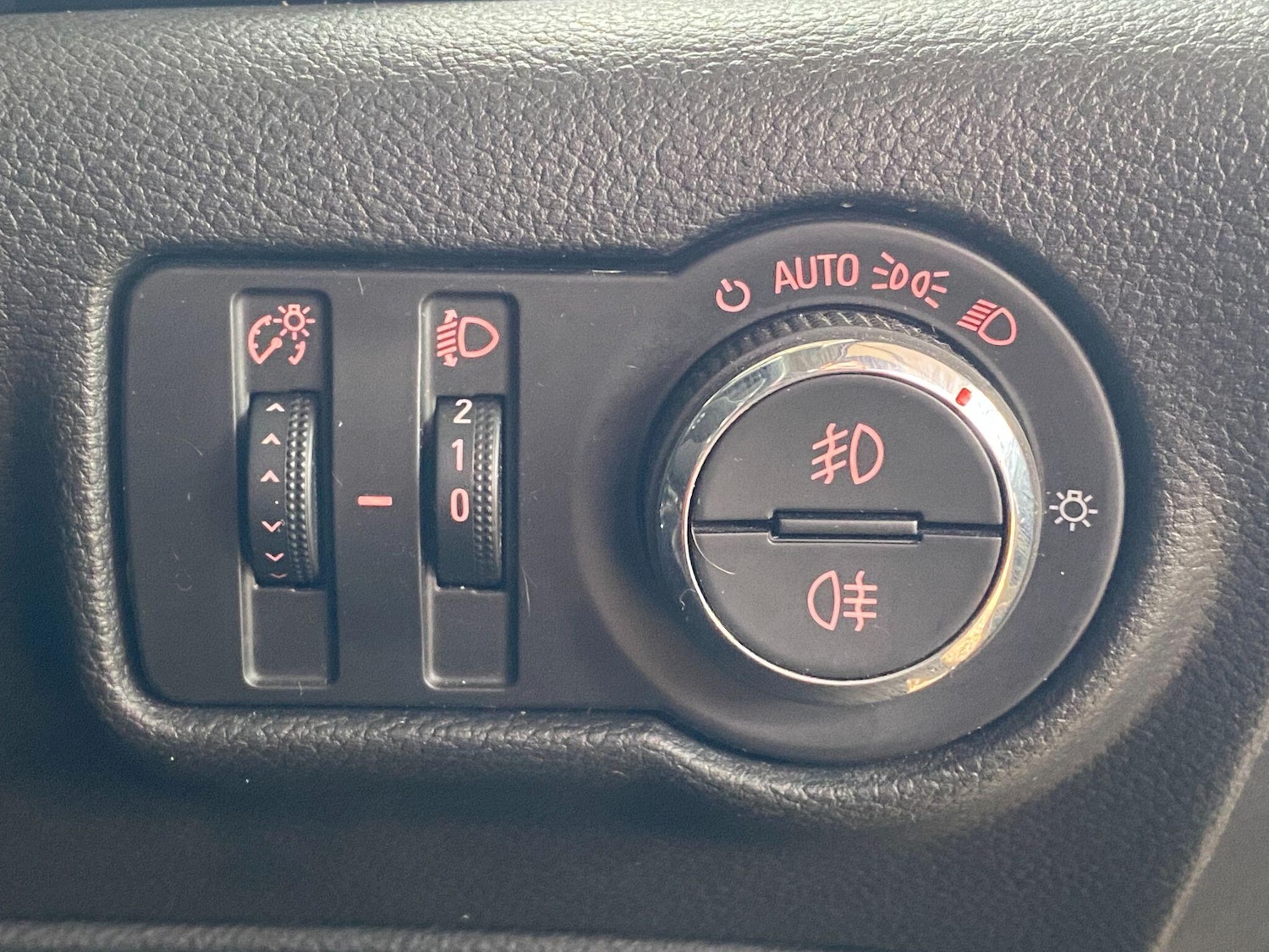 Used Vauxhall Astra GTC 2017 for sale - 77624901: Photo 42