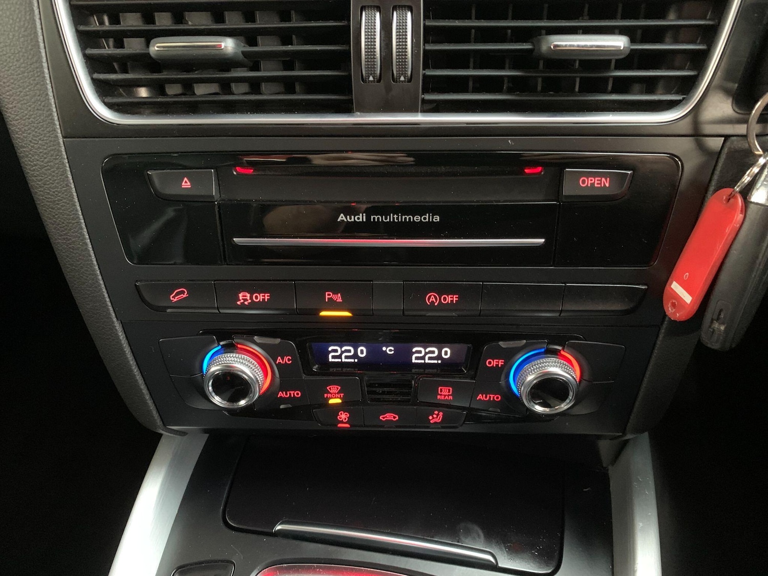 Used Audi Q5 2015 for sale - 76484881: Photo 29