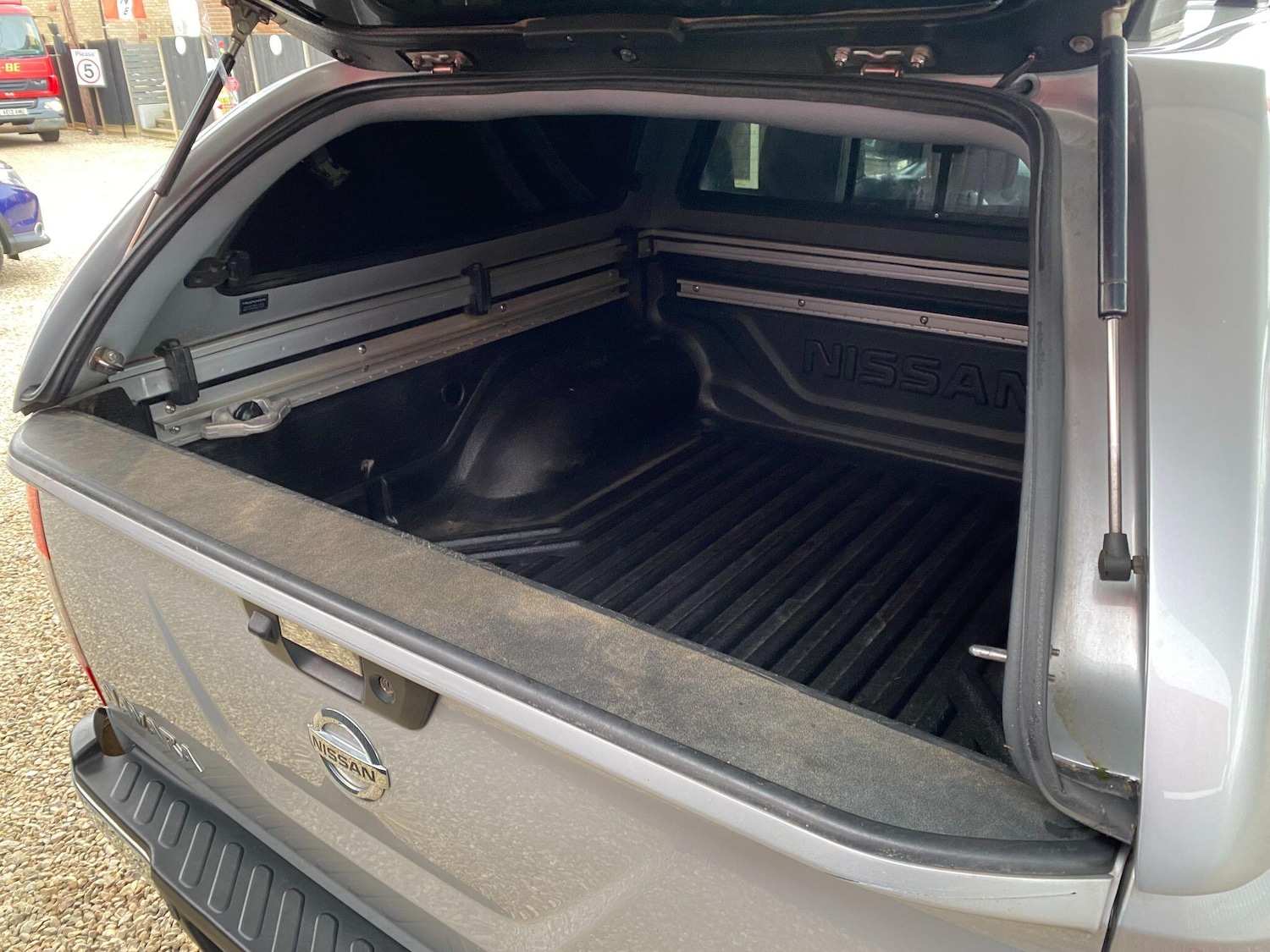 Used Nissan Navara 2017 for sale - 77574961: Photo 23