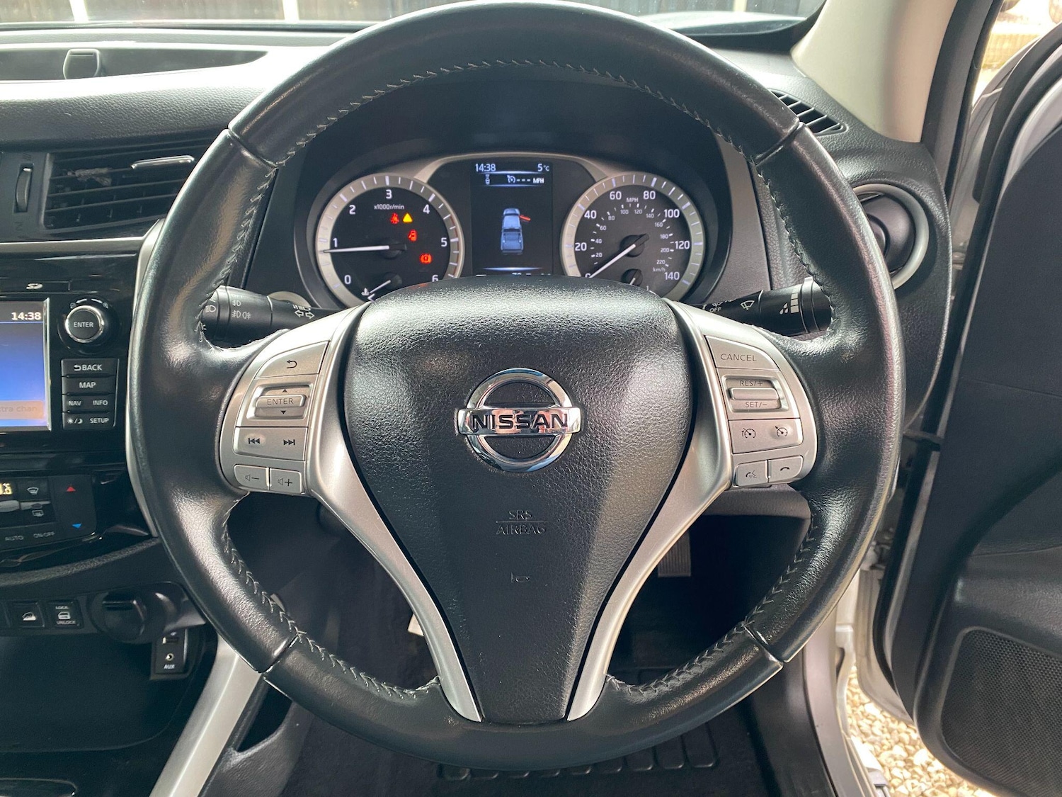 Used Nissan Navara 2017 for sale - 77574961: Photo 26