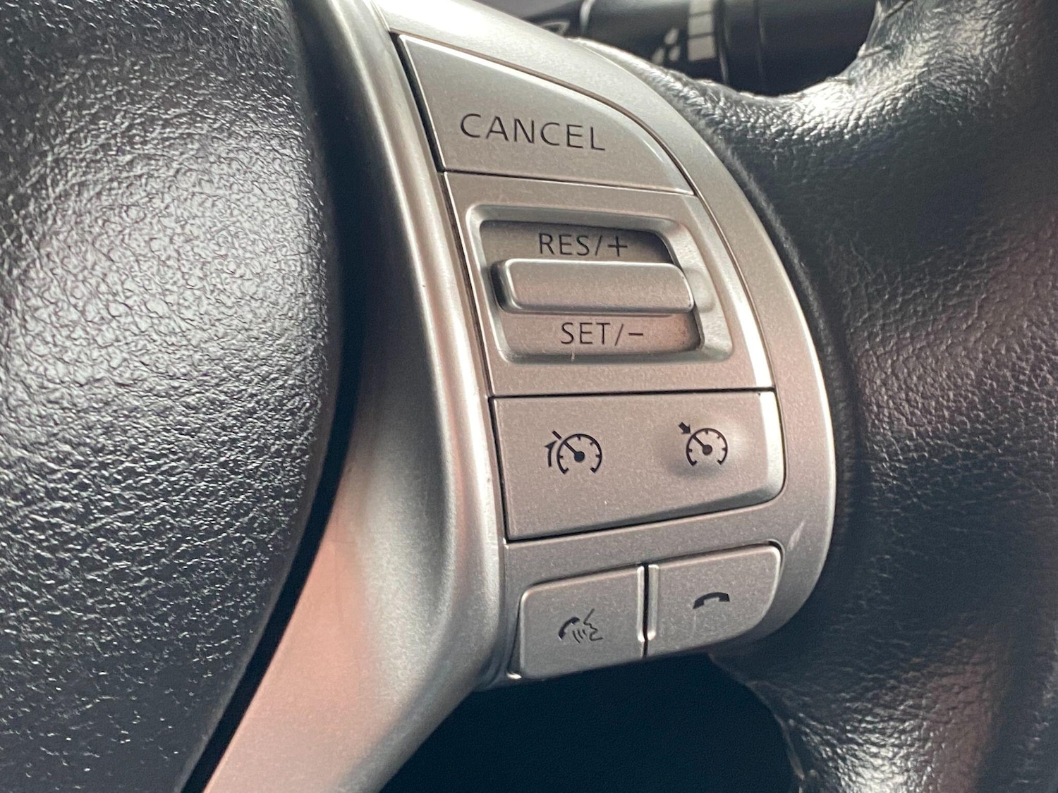 Used Nissan Navara 2017 for sale - 77574961: Photo 36