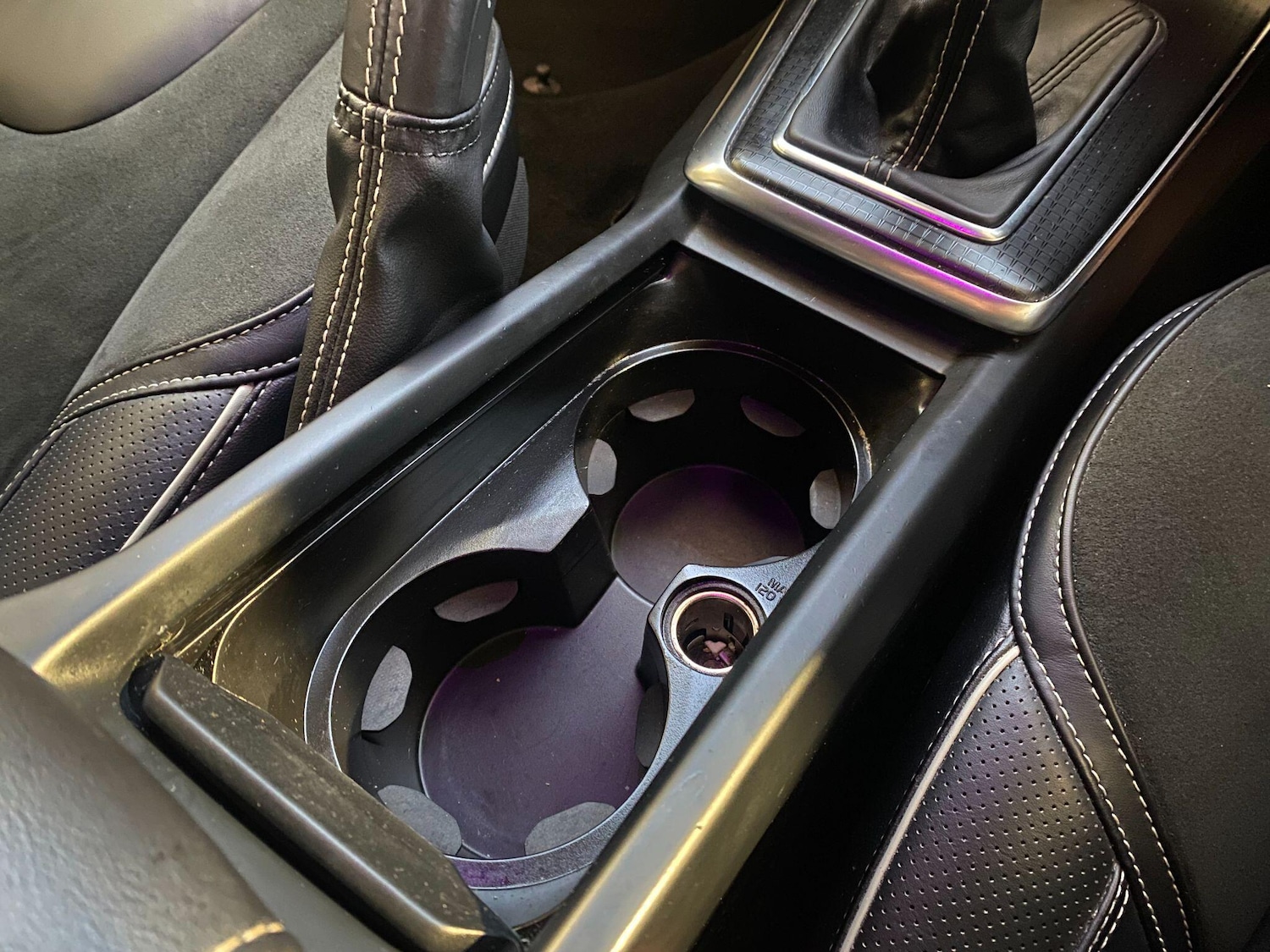 Used Volvo V40 2016 for sale - 77203775: Photo 34