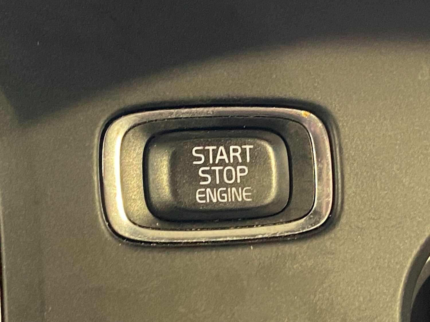 Used Volvo V40 2016 for sale - 77203775: Photo 39