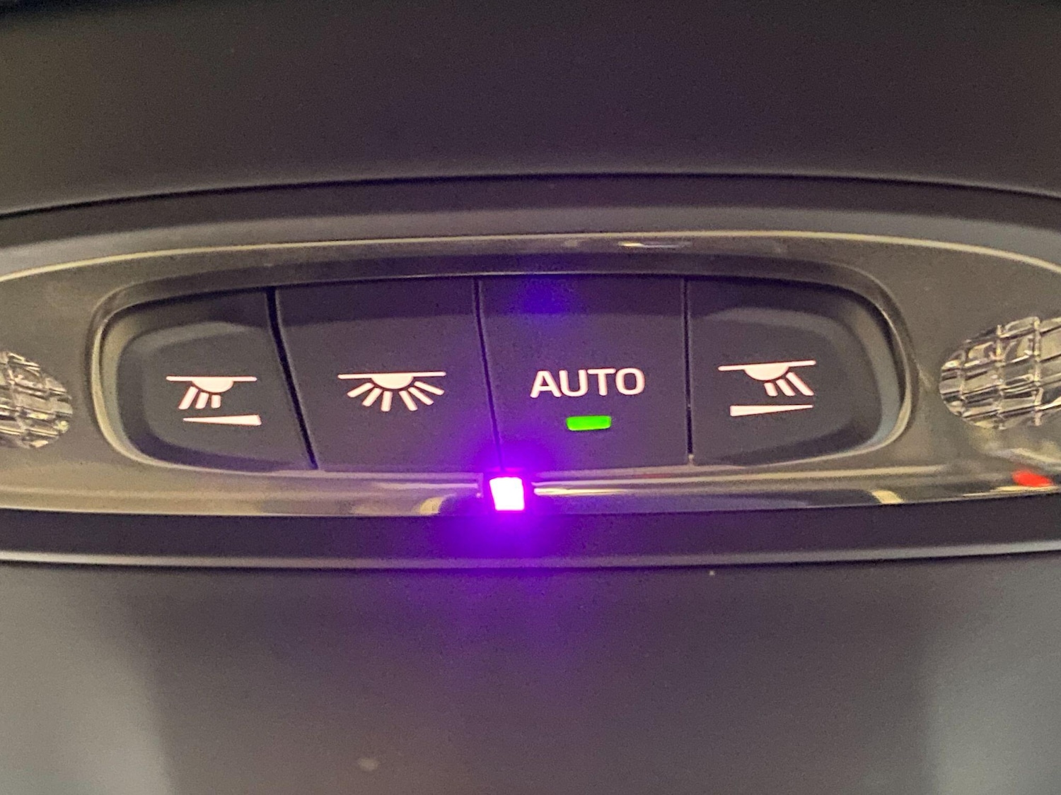 Used Volvo V40 2016 for sale - 77203775: Photo 40