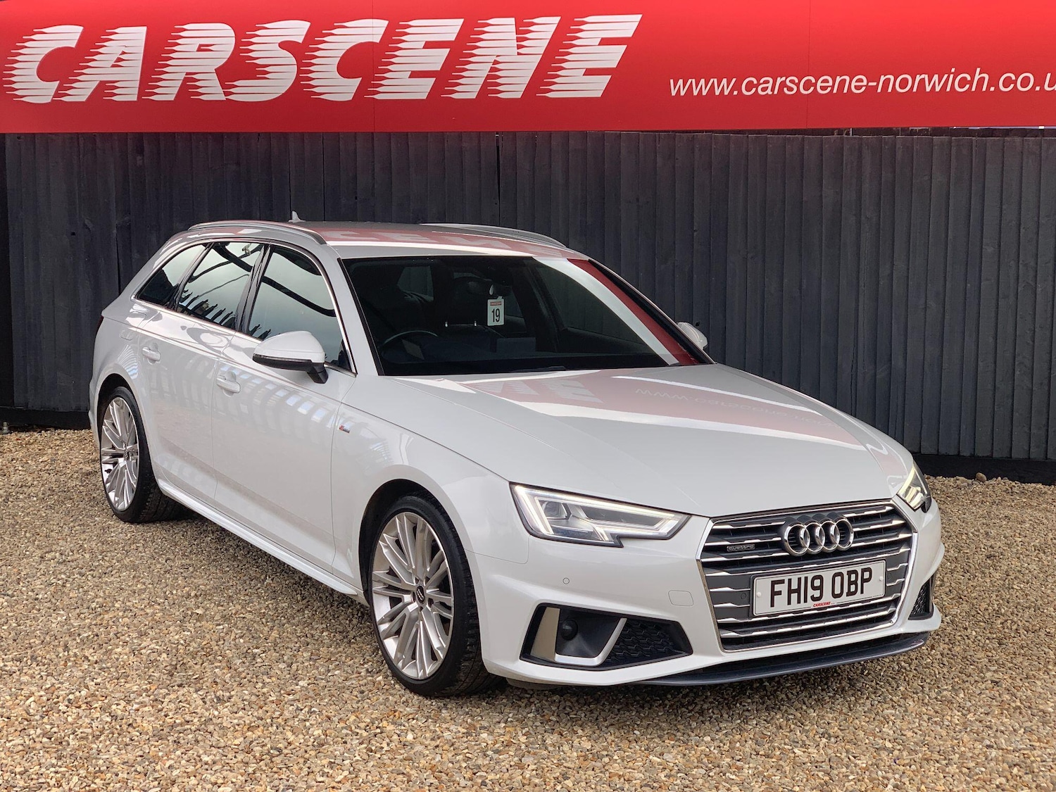 Used Audi A4 Avant 2019 for sale - 76306481: Photo 1