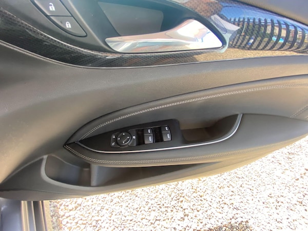 Used Vauxhall Insignia 2017 for sale - 75658839: Photo 19