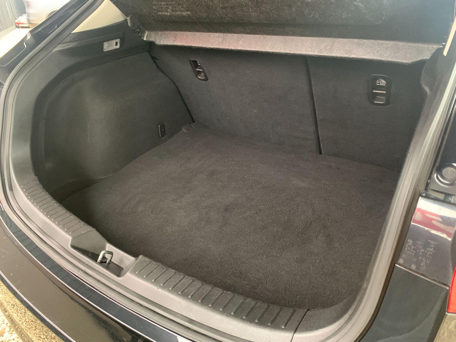 Used Mazda Mazda3 2017 for sale - 76307770: Photo 23
