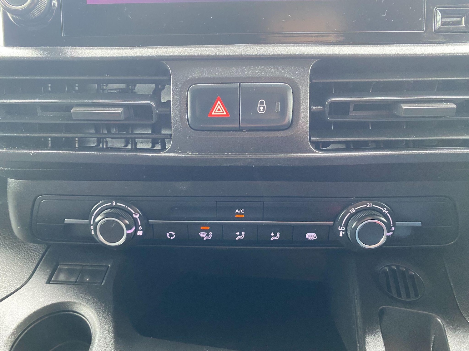 Used Citroen Berlingo 2020 for sale - 77683640: Photo 28