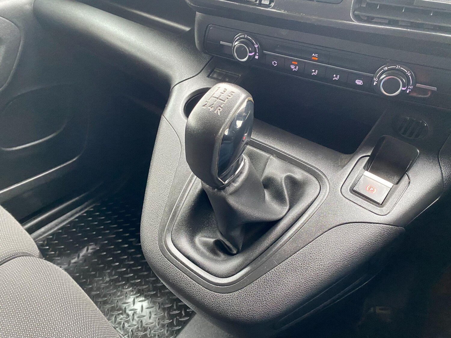 Used Citroen Berlingo 2020 for sale - 77683640: Photo 30