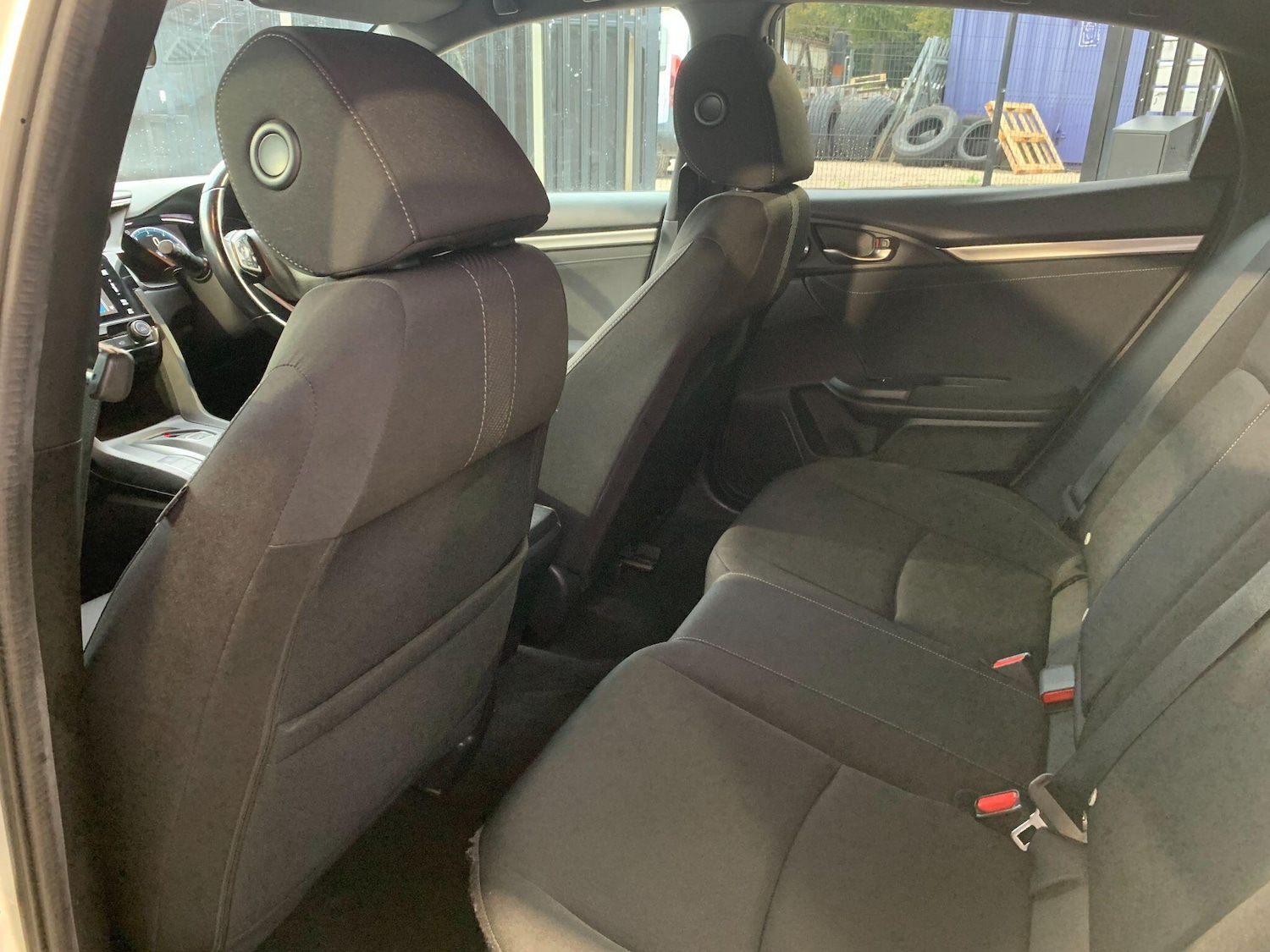 Used Honda Civic 2019 for sale - 76152783: Photo 38