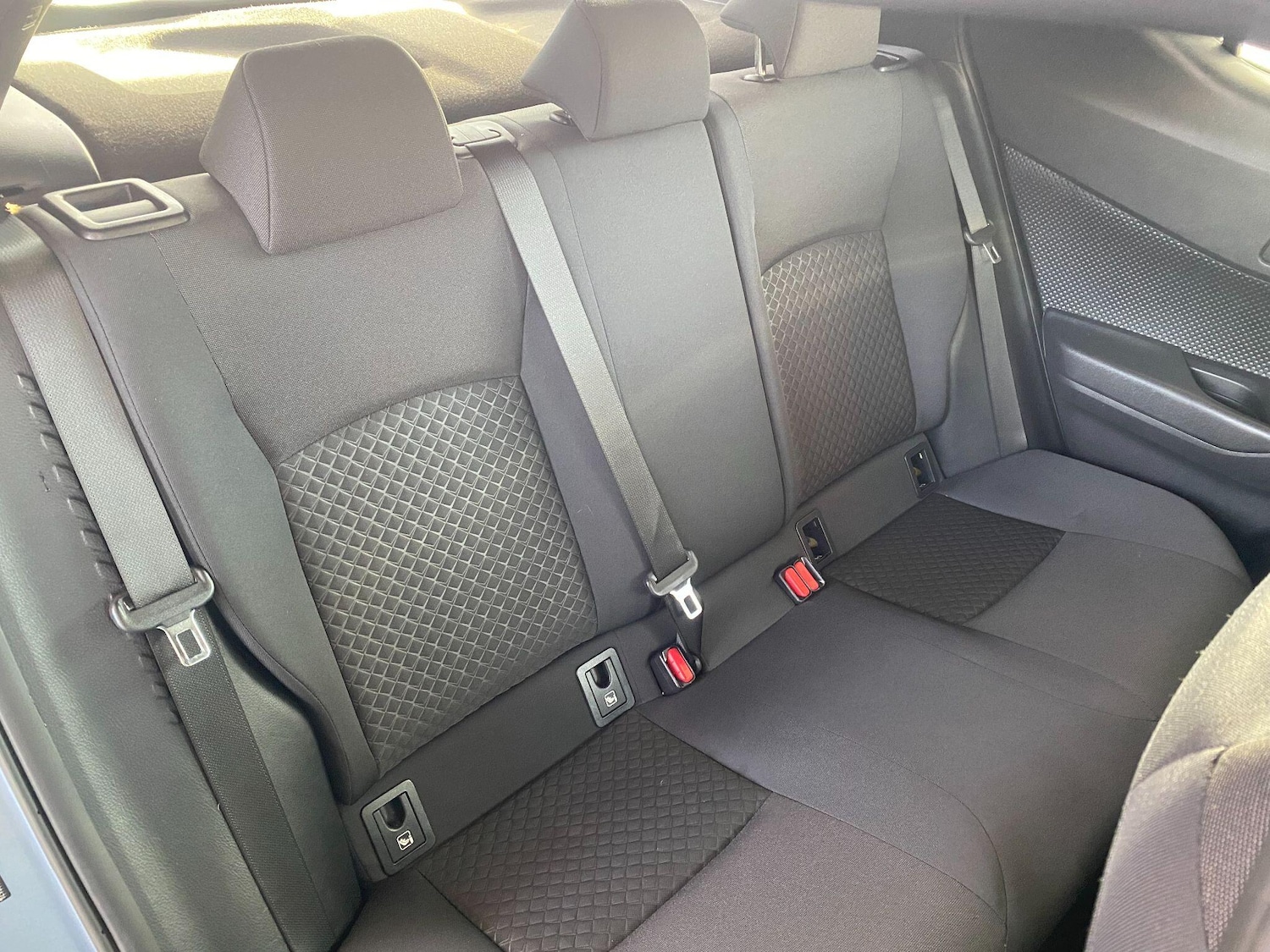 Used Toyota C-HR 2021 for sale - 77021212: Photo 22