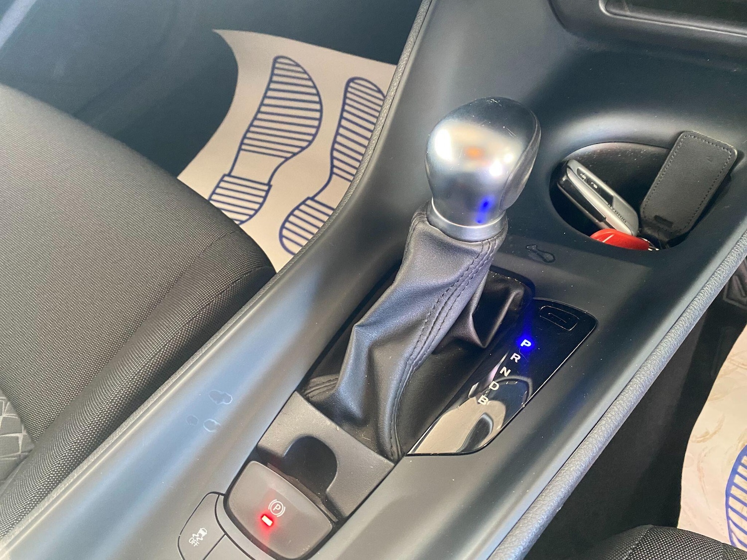 Used Toyota C-HR 2021 for sale - 77021212: Photo 28