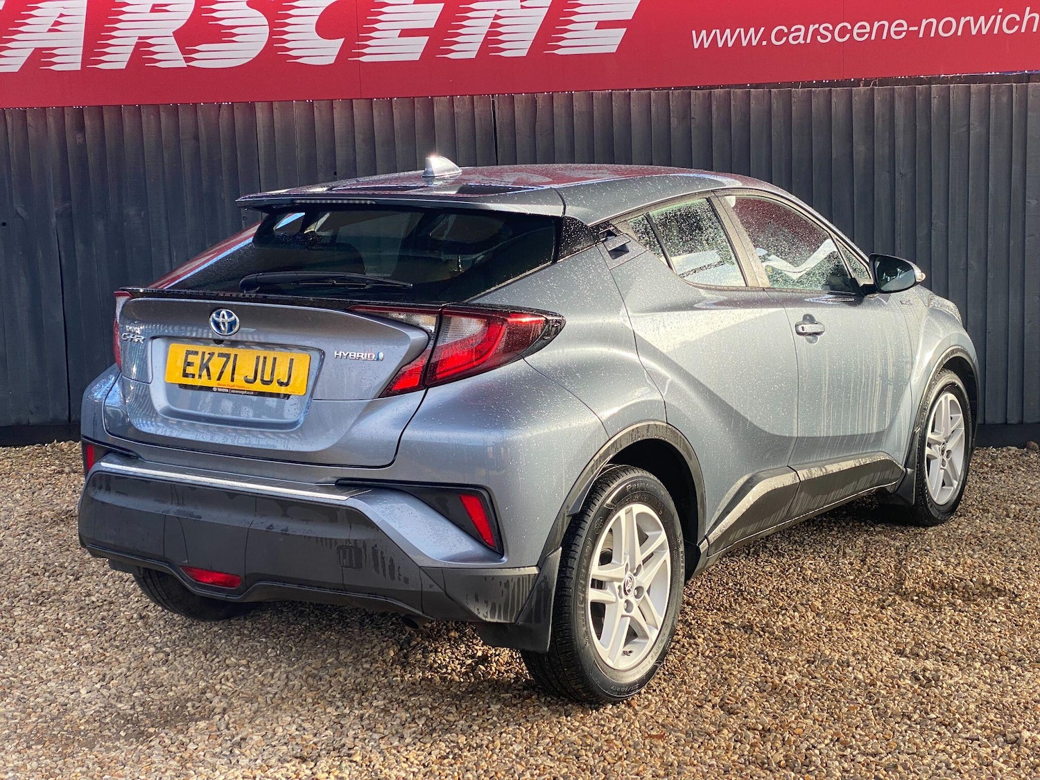 Used Toyota C-HR 2021 for sale - 77021212: Photo 3