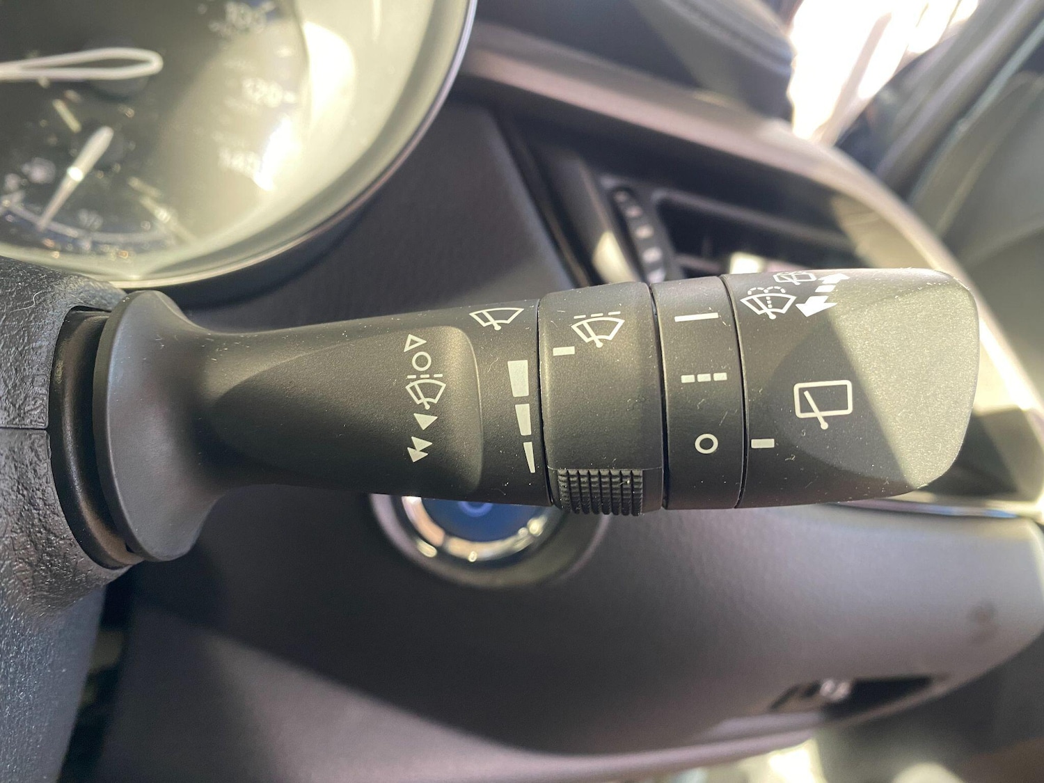 Used Toyota C-HR 2021 for sale - 77021212: Photo 40