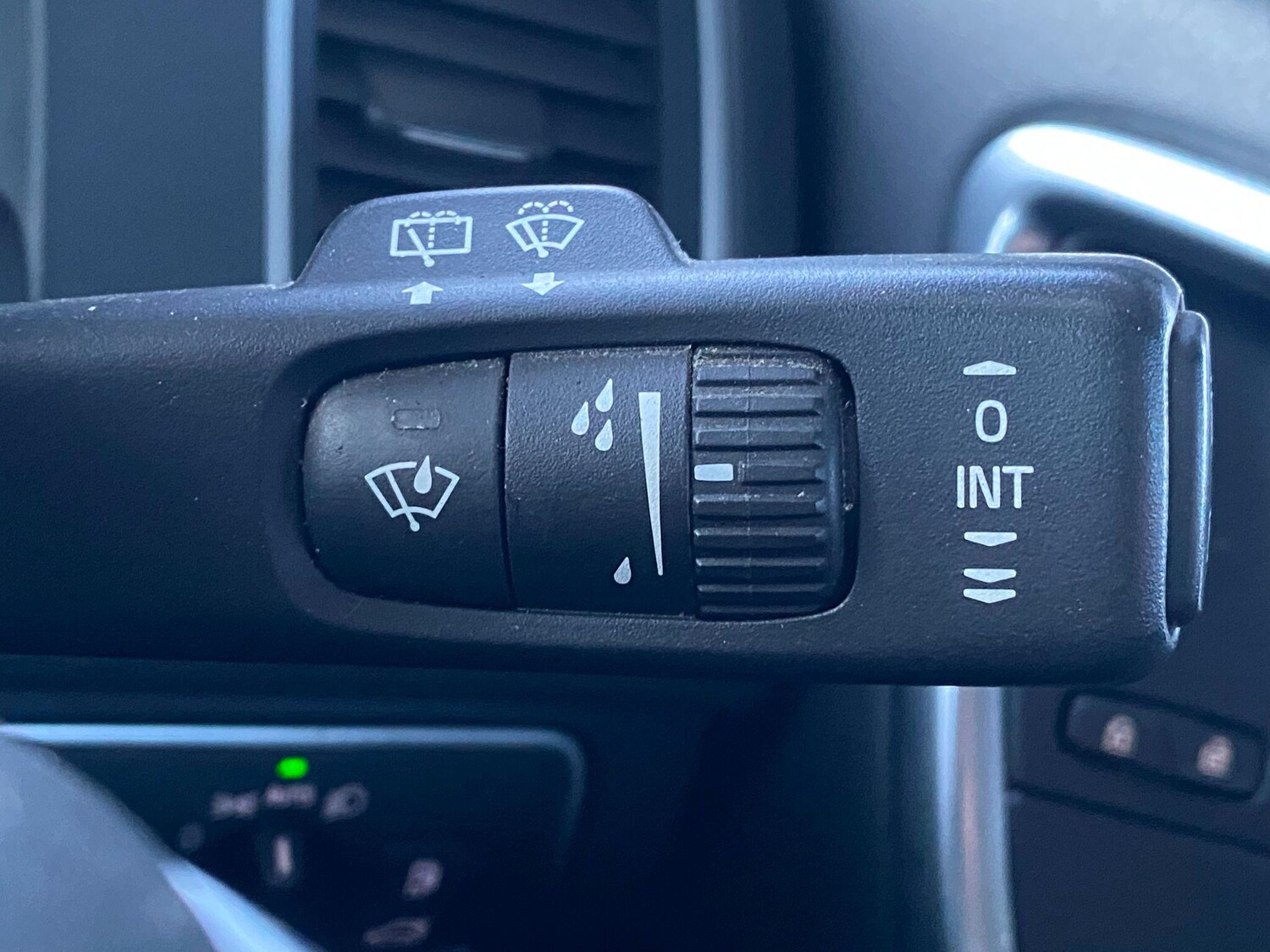 Used Volvo XC60 2015 for sale - 77549576: Photo 36