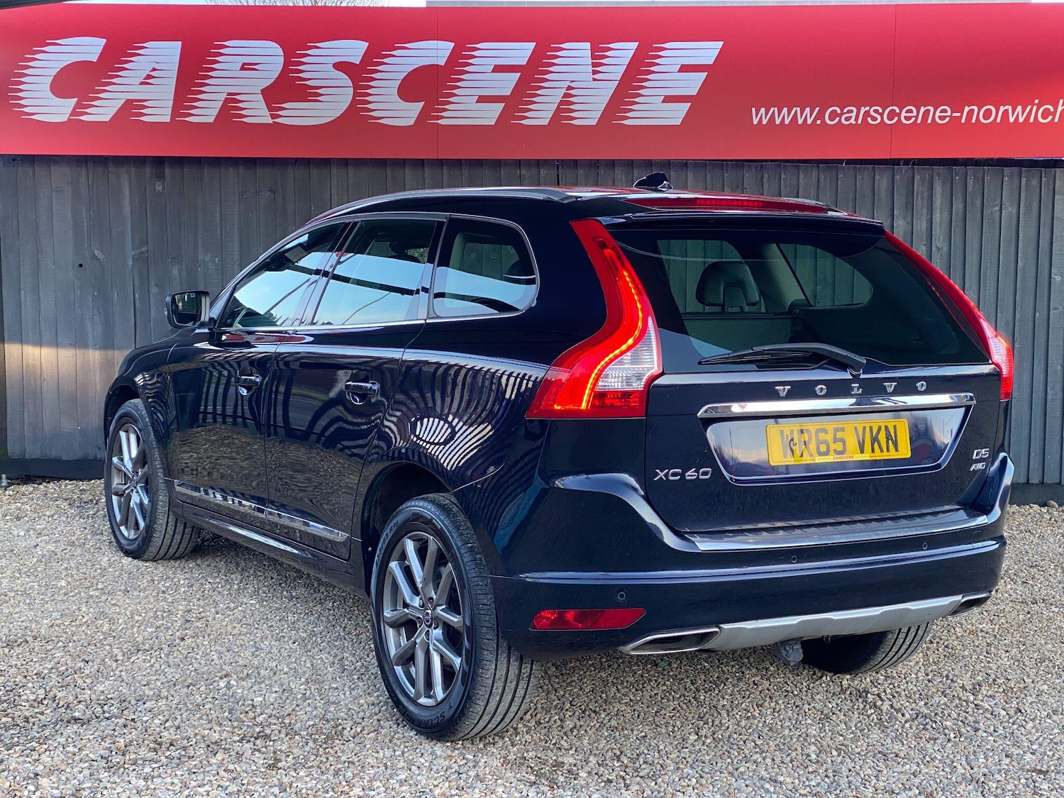 Used Volvo XC60 2015 for sale - 77549576: Photo 6