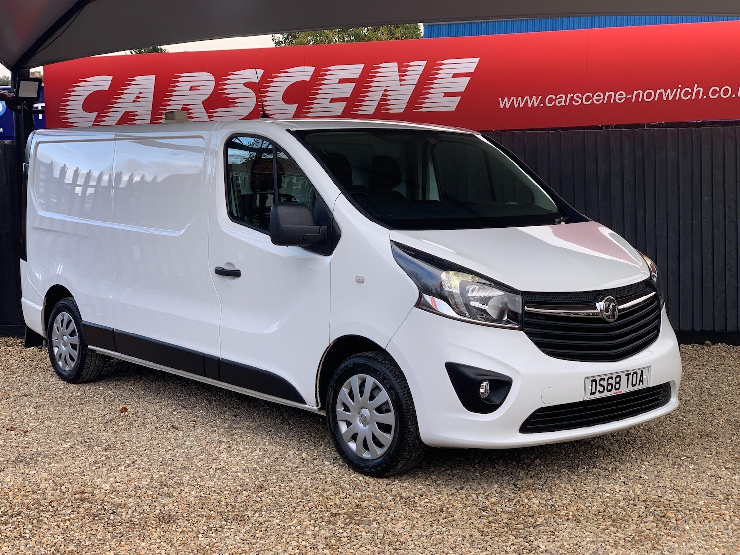 Used Vauxhall Vivaro 2018 for sale - 76306251: Photo 1