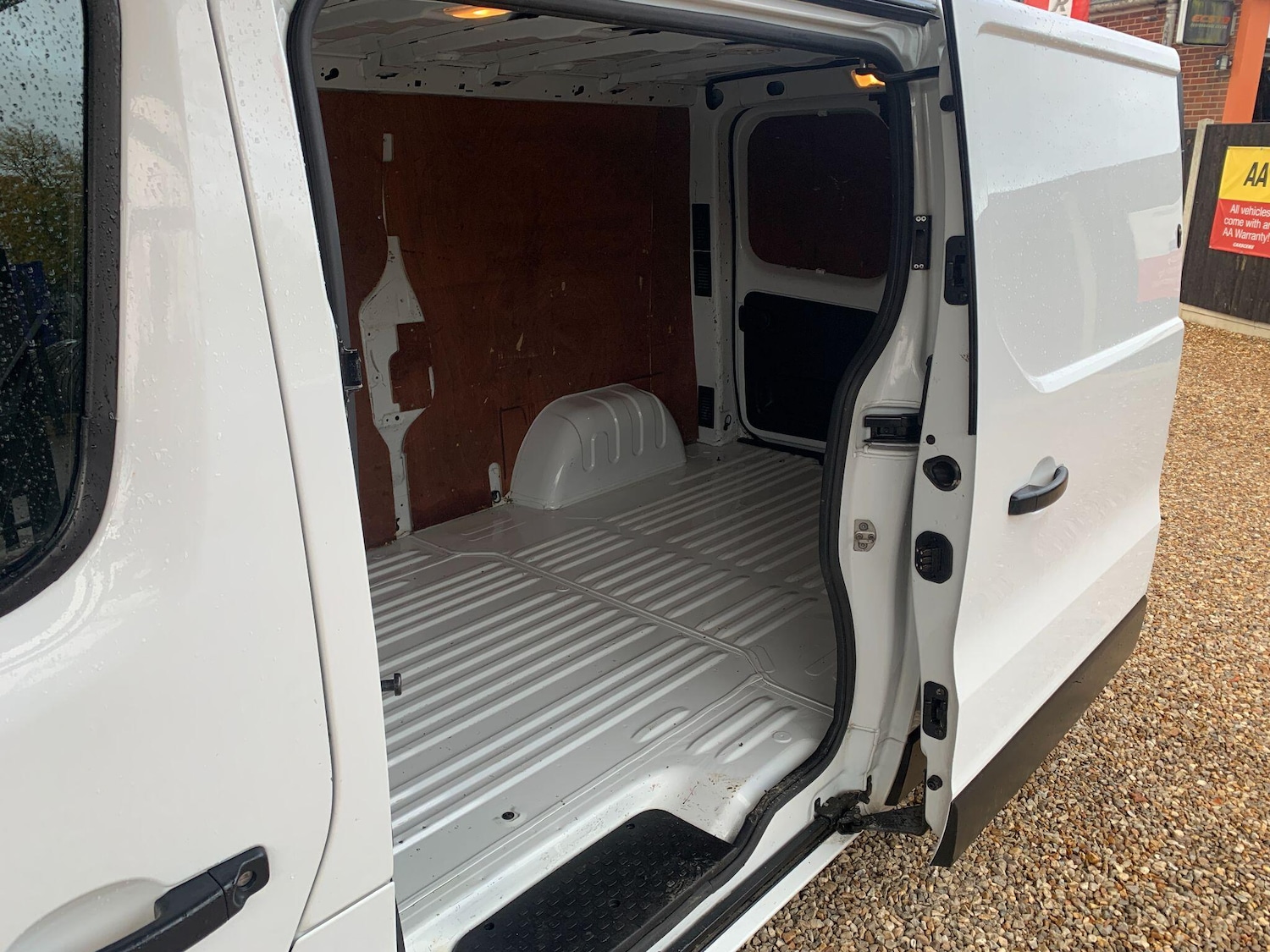 Used Vauxhall Vivaro 2018 for sale - 76306251: Photo 15