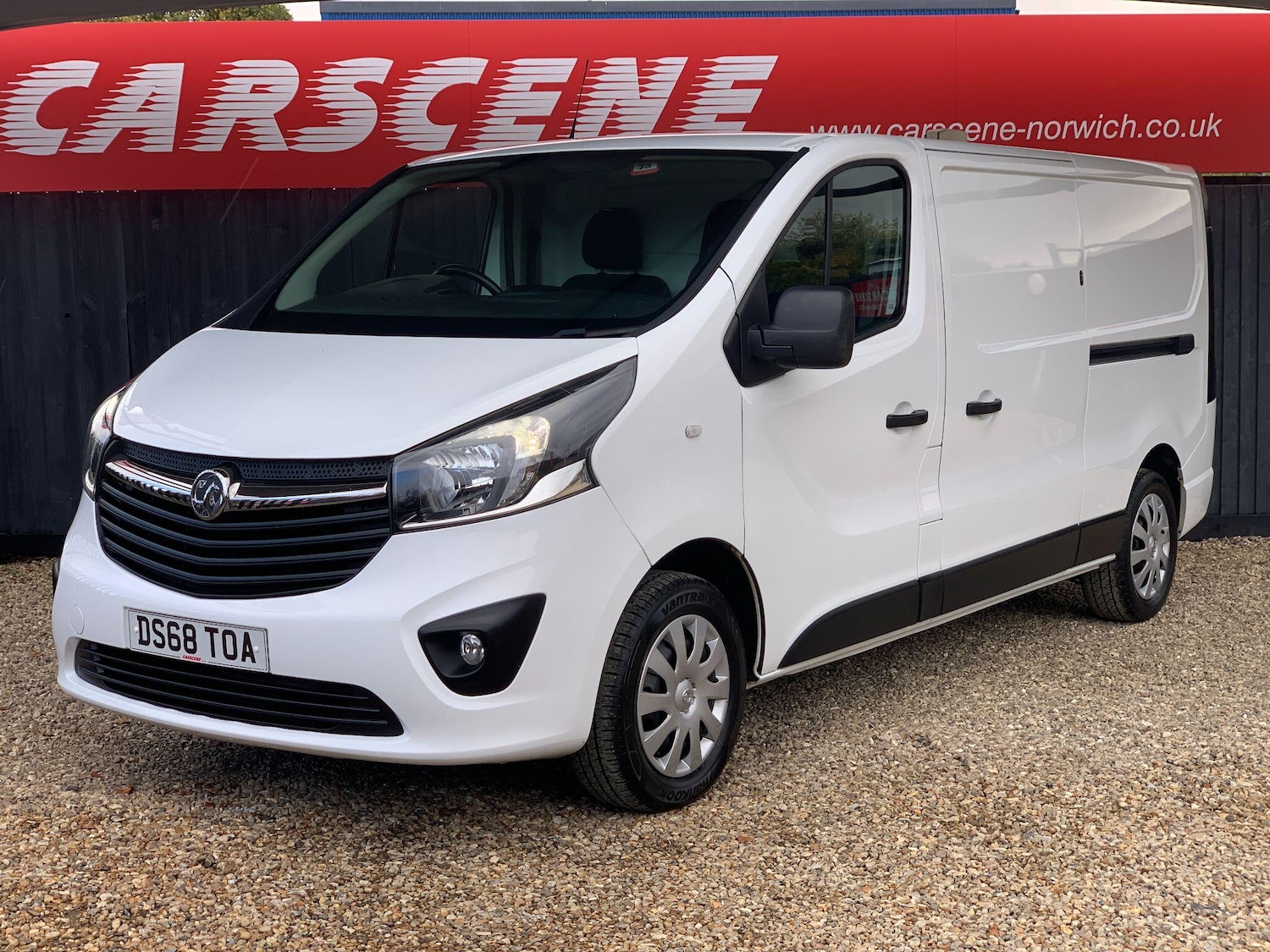 Used Vauxhall Vivaro 2018 for sale - 76306251: Photo 4