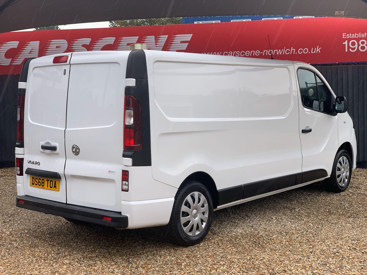 Used Vauxhall Vivaro 2018 for sale - 76306251: Photo 9
