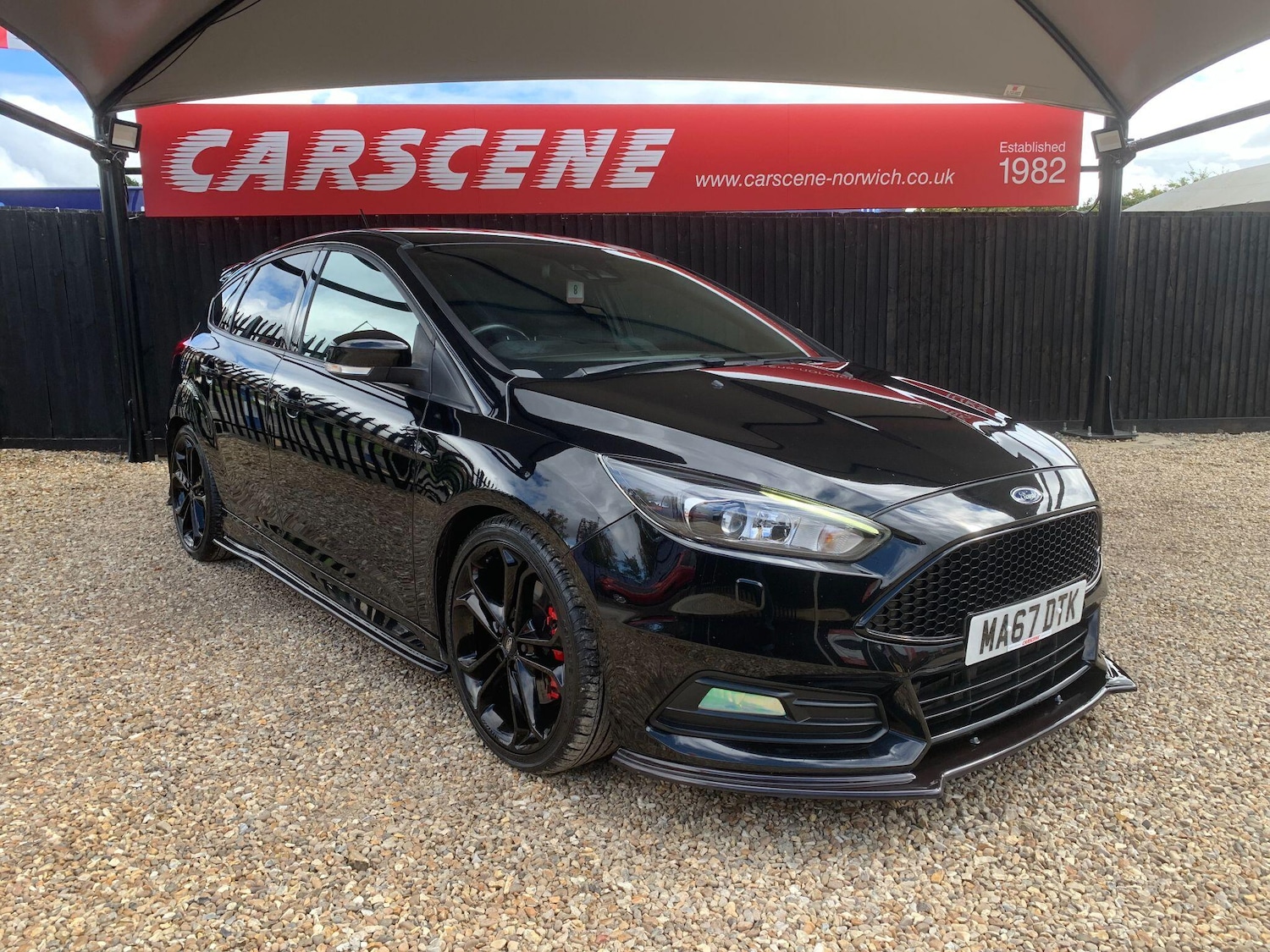 Used Ford Focus 2017 for sale - 76043216: Photo 1
