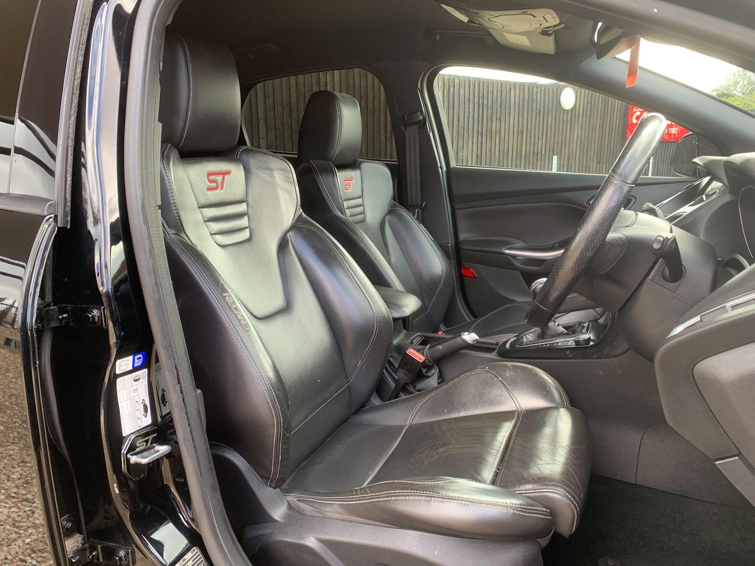 Used Ford Focus 2017 for sale - 76043216: Photo 19