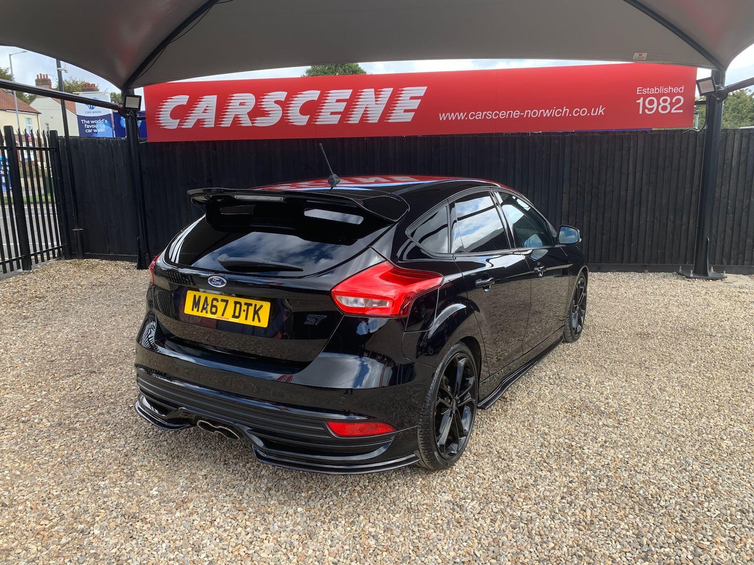 Used Ford Focus 2017 for sale - 76043216: Photo 4