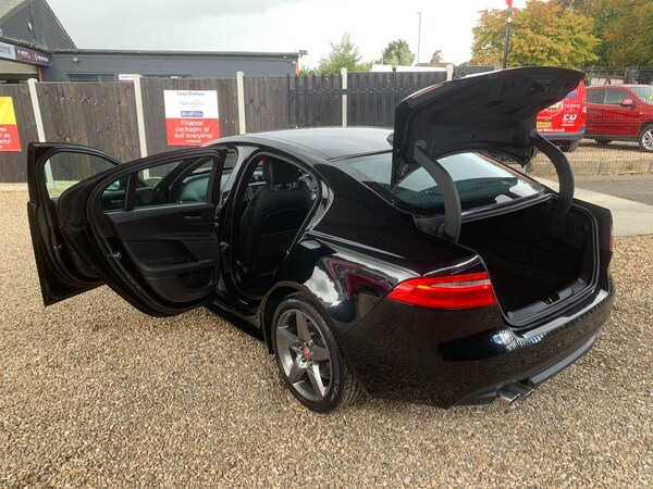 Used Jaguar XE 2017 for sale - 76240009: Photo 15