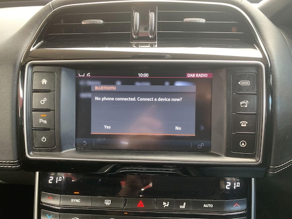 Used Jaguar XE 2017 for sale - 76240009: Photo 29