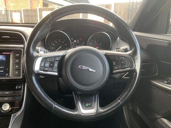 Used Jaguar XE 2017 for sale - 76240009: Photo 38