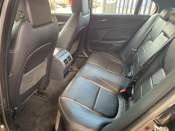 Used Jaguar XE 2017 for sale - 76240009: Photo 39