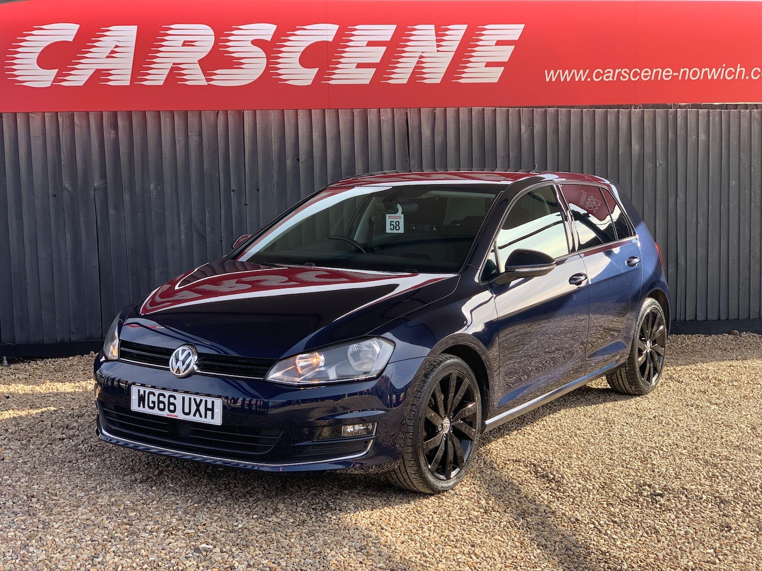 Used Volkswagen Golf 2016 for sale - 77073964: Photo 3