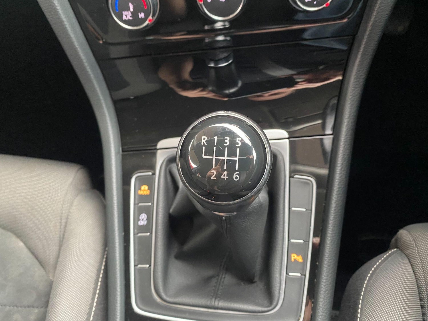 Used Volkswagen Golf for sale - 76728004: Photo 23